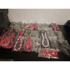 Paparazzi Jewelry Pink Necklaces Lot Of 23 Pieces
